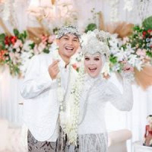 Chindy Ayu Lutfianti profile icon