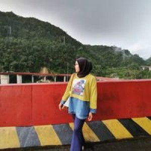 Siti Khairani profile icon