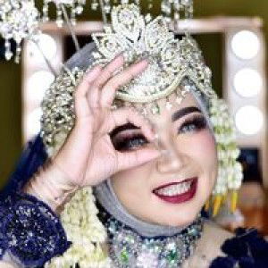 Anisa Rahmadiani profile icon