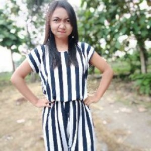 Ayu Ratnasari profile icon