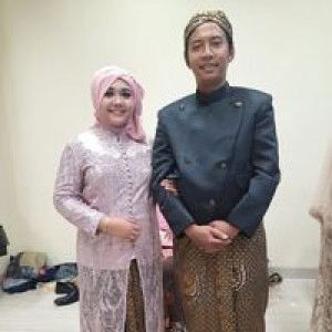 Yheny Febrilya profile icon