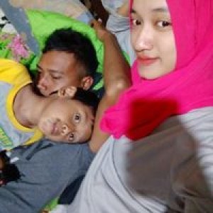 Novita Azka profile icon