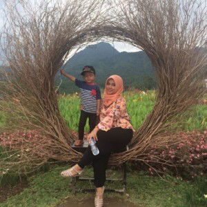 Aning Iswandari profile icon