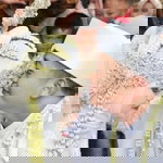 April April profile icon