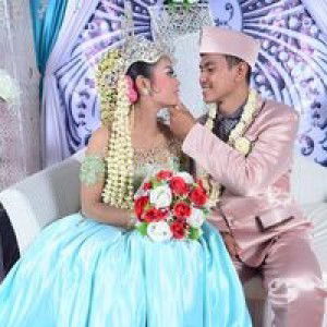 Nunung Nurhayati profile icon