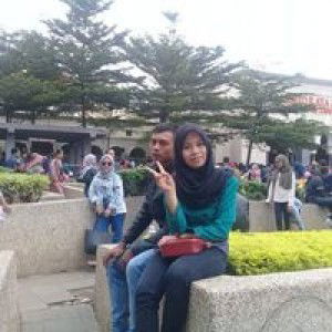 Elis Safitri profile icon