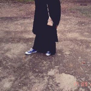 Riza Triwijayanti profile icon