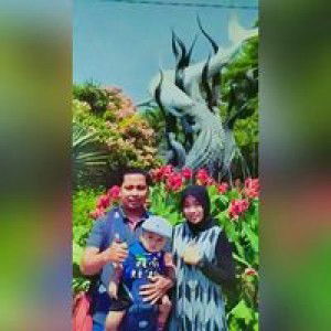 Fajar Cahyani profile icon