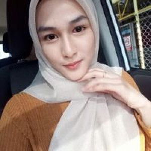 Mira Eliana profile icon