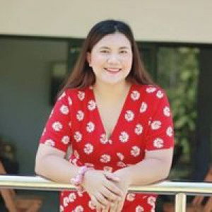 Rosaly Rose profile icon