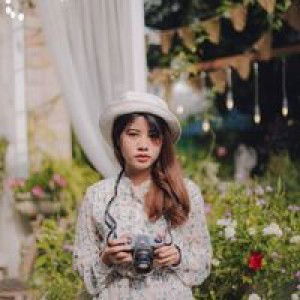 Belle Natsawee profile icon