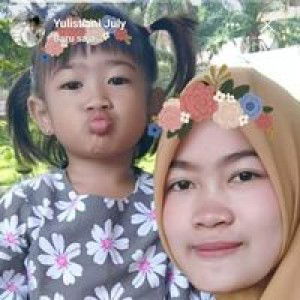 Yulistiani July profile icon