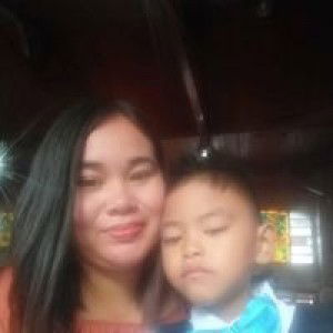 Christy Oñedo Sta Cruz profile icon