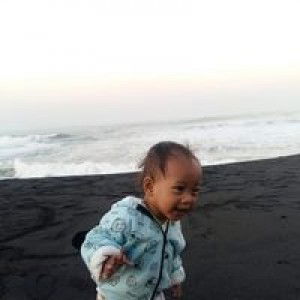 Indri Slalu Unyu-unyu profile icon