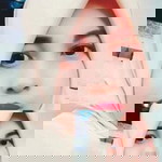 Desi Riyantii profile icon