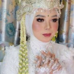 Kiki Dwiyani Putri profile icon