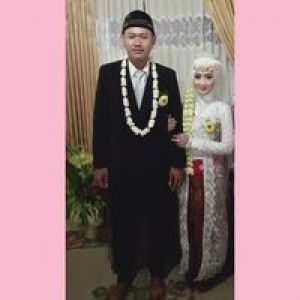 Ratna Ervianti profile icon