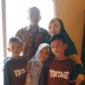 Arumi Suratno profile icon