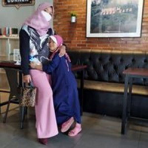 Aliya Pahlevi profile icon