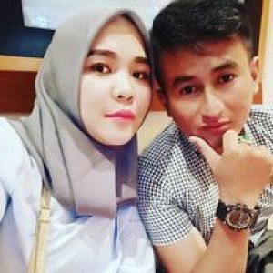 Mona Arisa profile icon