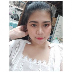 Ploy Busakorn. profile icon