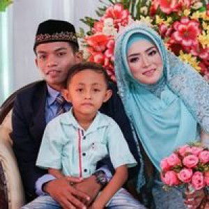 Aditya Dewi profile icon