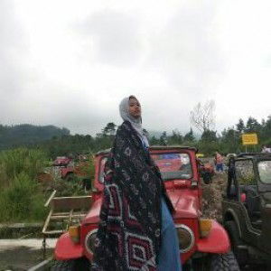 Tia Evaliana profile icon