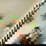 Dini Silvia Kuri profile icon