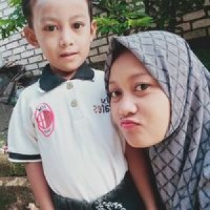 Putri Arsana profile icon