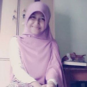 Sharah Puji Khomeini profile icon