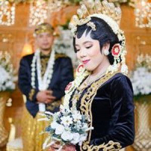 Eka Yuli profile icon