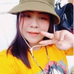 ใอร่-พลอย เฉิ่ม เฉิ่ม profile icon