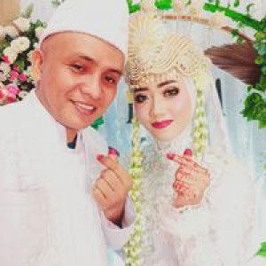 Mega Aryani Hendri profile icon