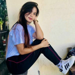 Ellaysssa Mae Campos profile icon
