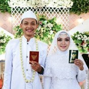 Dinna Rahma profile icon