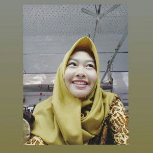 Suci Purwasih profile icon