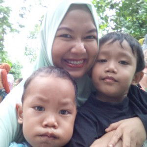 Fitriana Yati profile icon