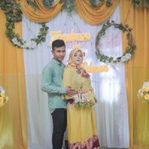 Siti Isnaniah profile icon