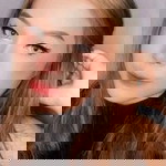 Vinolia profile icon