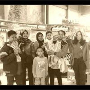 Riska Dwi Zulianty profile icon