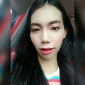 พลอย ฟ้า profile icon