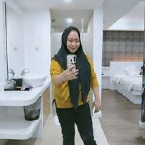 Mey Miya profile icon