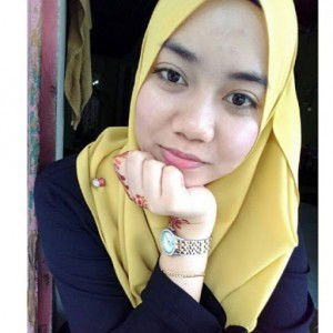 Eiyna Azahar profile icon