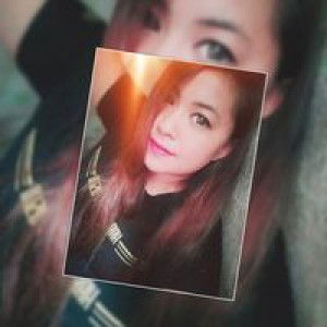 Lhia Dom pangalila profile icon