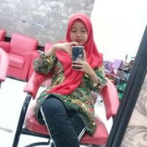 Nuraiisyah Khan profile icon