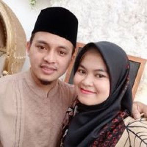 Listi Resmiati profile icon