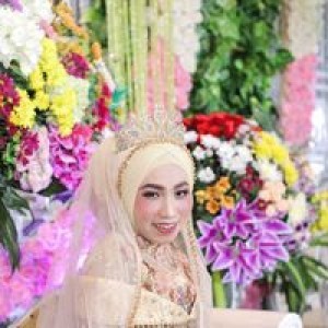 Ika Rohmatin Nuzula profile icon