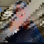 Sari Layug profile icon