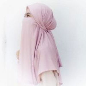 Intan Kharisma profile icon