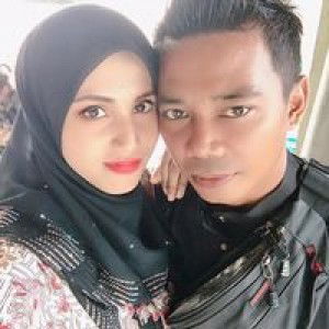 Azam Reena profile icon